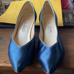Dyeables blue dress shoes sz. 7.5